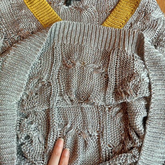 Rag & Bone Metallic Silver Emma V Neck Sweater Size S Academia Preppy Old Money - Picture 8 of 14